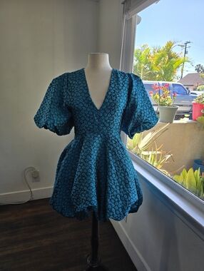 Amanda Uprichard Teal Jacquard Dress #bridesmaid #prom #graduation